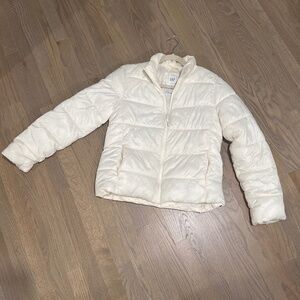 Gap lightweight packable puffer jacket  - cream - size M